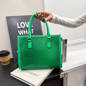 Borsa Tote Di Moda Con Motivo Coccodrillo Grande Capacità Borsa A Mano In Pelle PU Con Doppio Manico Tracolla Regolabile Donna