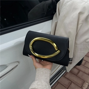Pochette de Soirée en Cuir PU pour Femmes Avec Bandoulière en Chaîne Métallique Grande Boucle Texture Saffiano Sac Bandoulière