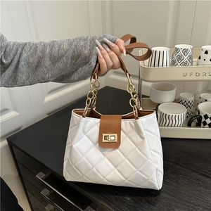 Sac Seau Femme En Cuir PU Matelassé Motif Losange Avec Bandoulière Chaîne Dorée Fermoir Rotatif En Métal Mode Polyvalent