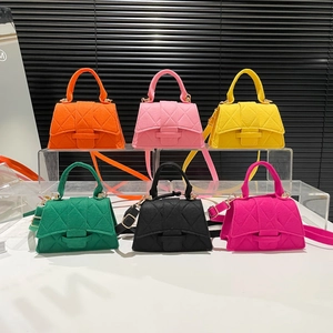 Women Mini Quilted Grid Crossbody Bag Korean Style Trapezoid Top Handle Handbag Small Fashion Shoulder Purse For Daily Match