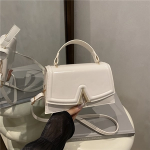 Retro Glossy PU Leather Crossbody Bag For Women Vintage Metal V Buckle Top Handle Shoulder Bag Casual Large Capacity Square Handbag