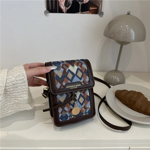 Women Crossbody Phone Bag Retro Geometric Rhombic Woven PU Leather Small Shoulder Pouch Flip Cover Adjustable Strap