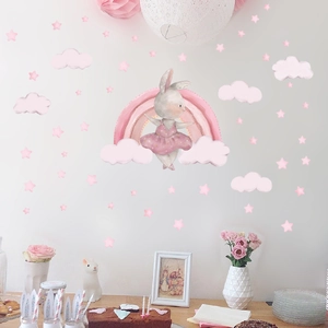 Détail des stickers muraux lapin rose à l'aquarelle et arc-en-ciel pour chambre d'enfant