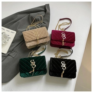 Velvet quilted chain crossbody bags with metal tassels and logo in four elegant colors
