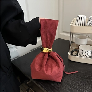 Sac à Main Femme Vintage Aspect Suède Plissé Minimaliste Anneau Métallique Sac Seau Cordon Mode Petit Sac Élégant