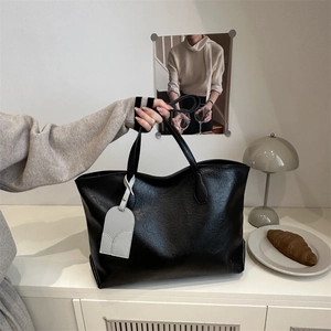 Chic Women Large Tote Bag PU Leather Minimalist Commuter Underarm Shoulder Handbag Soft Textured Vintage Style Bag