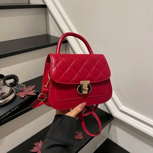 Vintage Quilted Handbag PU Leather Small Square Crossbody Bag With Top Handle Metal Lock Versatile Fashion Elegant For Women
