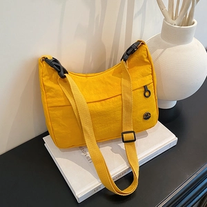 Sac Bandoulière Unisexe en Nylon Imperméable Forme Demi-Lune Sac à Épaule pour Quotidien Décontracté Streetwear Voyage