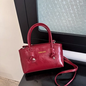 Chic Glossy PU Leather Handbag For Women Large Capacity Modern Commute Tote Shoulder Crossbody Bag With Lettering