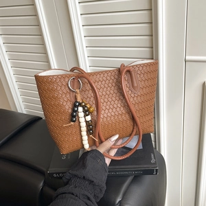 Women Woven PU Leather Tote Bag And Inner Pouch Bead Charm Minimalist Shoulder Bag Office Daily Casual Large Capacity Handbag