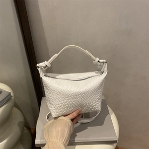 Women Woven Bucket Bag Small PU Leather Braided Shoulder Crossbody Bag Minimalist Elegant Commuter Handbag For Women Daily Travel