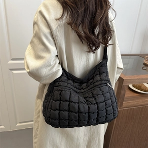 Sac nuage matelassé noir pour femme, grand sac à bandoulière tendance de grande capacité