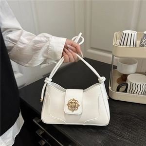 Vintage PU Leather Underarm Bag With Metallic Floral Buckle Retro Minimalism Shoulder Bag For Women Daily Commute Purse