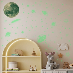 Stickers muraux espace vert fluo avec lune, étoiles et fusées pour chambre d'enfant