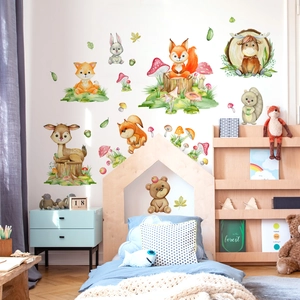Aquarell-Wandtattoos mit Waldtieren wie Fuchs, Reh und Eichhörnchen fürs Kinderzimmer