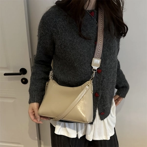 Maillard vintage beige leather crossbody bag with patterned wide shoulder strap for women
