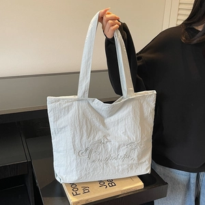 Minimalist Women Large Capacity Tote Bag Wrinkled Fabric Shoulder Bag With Heart Star Embroidery Casual Daily Shopping Bag