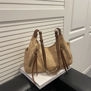 Women Vintage Shoulder Bag Large Capacity Crossbody Bag PU Leather Distressed Texture Artificial Pearl Metal Chain Retro Daily Tote