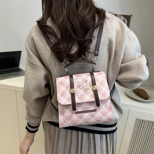 Mini sac à dos rose à carreaux avec motif de chiot mignon et fines bretelles en cuir brun