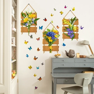 Wandsticker mit Blumen und Schmetterlingen für dekorative Wohnzimmer-Wandgestaltung