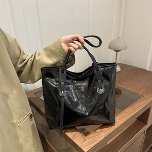Large Capacity Women Tote Bag Patent Leather PU Material Solid Color Fashion Commute Shoulder Handbag Niche Style