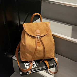 Sac à Dos En Daim Vintage Pour Femmes Grande Capacité Minimaliste Urbain Sac De Voyage Cordon Rabat Boucle Métallique