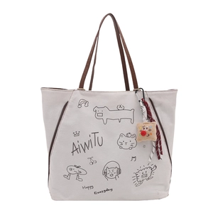 Grand sac cabas en toile crème avec dessins de dessins animés et bandoulière marron