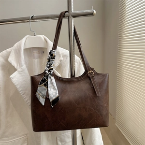 Sac Cabas Vintage en Cuir PU pour Femmes Avec Foulard en Satin Surpiqûres Contrastées Grande Capacité Sac à Épaule de Bureau
