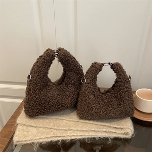 Women Fashion Lamb Fleece Handbag Soft Plush Hobo Bag With Adjustable Synthetic Leather Strap Autumn Winter Shoulder Crossbody Bag Minimalist Purse