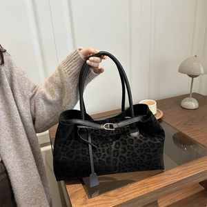 Retro Leopard Print Large Capacity Tote Bag Water Washed Fabric Shoulder Bag For Women Fashion Trendy Commuter Underarm Bag