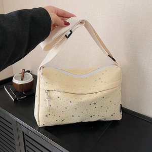 Sac en Bandoulière en Nylon à Imprimé Étoiles pour Femmes Sac à Épaule Décontracté Streetwear Avec Bandoulière Réglable Mode