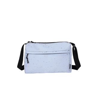 Sac bandoulière rectangulaire lilas avec étoiles argentées et sangle noire réglable
