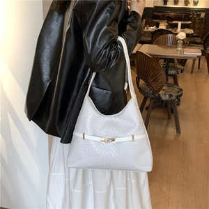 White large capacity crocodile pattern hobo shoulder bag with elegant gold twist lock