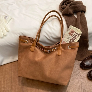 Women Large Capacity Suede Tote Bag Simple Urban Style Shoulder Handbag With Metal Eyelets And Buckle Decoration