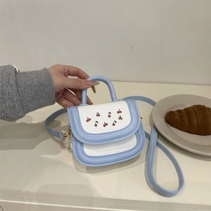 Petit Sac Carré pour Femme Imprimé Cerise Mignon Sac à Main en Cuir PU Sac à Bandoulière Doux pour Voyage Quotidien Mode
