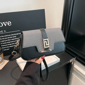 Stylish Women PU Leather Woven Patchwork Shoulder Bag With Geometric Gold Buckle Minimalist Underarm Crossbody Saddle Bag