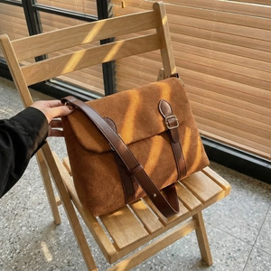 Retro Suede Crossbody Bag Women Large Capacity Vintage Messenger Shoulder Purse Magnetic Buckle Flap Maillard Style Casual