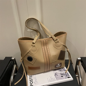 Women Large Capacity PU Leather Tote Bag Retro Patchwork Shoulder Bag Casual Commuter Handbag With Tassels And Rivets