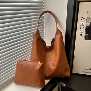 Vintage Grote Capaciteit Tote Tas Tweedelige Set PU Leer Hobo Schoudertas Met FASHION Letter Goudstempelen Vrouwen Woon-werkverkeer Dagelijkse Handtas