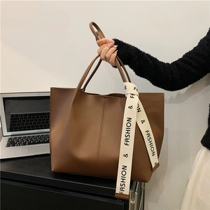 Large Capacity Tote Bag PU Leather Fashion Ribbon Magnetic Buckle Commuter Shoulder Bag For Women