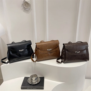Retro soft leather tote bag in black, tan and coffee brown with metal twist lock