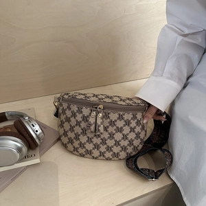 Sac Banane Femme en Cuir PU Mode Sac de Poitrine Imprimé Monogramme Vintage Avec Bandoulière Jacquard Ethnique Large