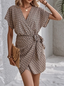 Robe Portefeuille Femme Élégante Col en V Imprimé Géométrique Chaîne Ceinturée Manches Courtes Vintage Coupe Cintrée Été Robe Midi
