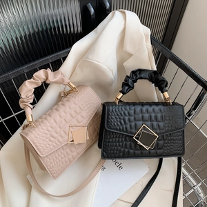 Minimalist crocodile pattern crossbody bag with cloud handle and metal buckle in casual style