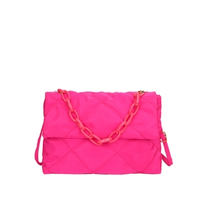 Sac bandoulière matelassé fuchsia avec grosse chaîne en résine et rabat élégant