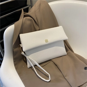 Elegant Women PU Leather Envelope Clutch Bag Litchi Pattern Handbag With Gold Clover Buckle And Wristlet Fashion Wallet