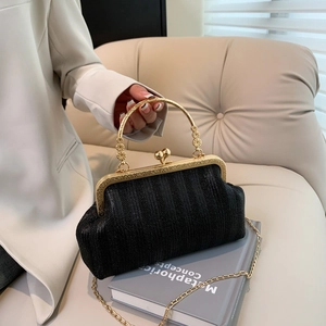 Vintage Straw Woven Shell Shoulder Bag For Women Retro Metal Handle Kiss Lock Crossbody Bag Evening Party Clutch Purse