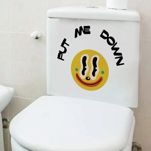 Sticker WC smiley de dessin animé avec texte Put Me Down pour déco de toilette