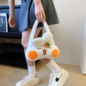 Simpatica borsa in peluche a forma di coniglio bianco con clip a fragola per bambine