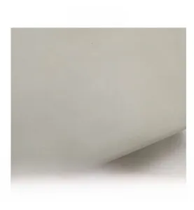 Détail du sac à main en cuir beige avec lettrage FASHION doré et grain de cuir fin